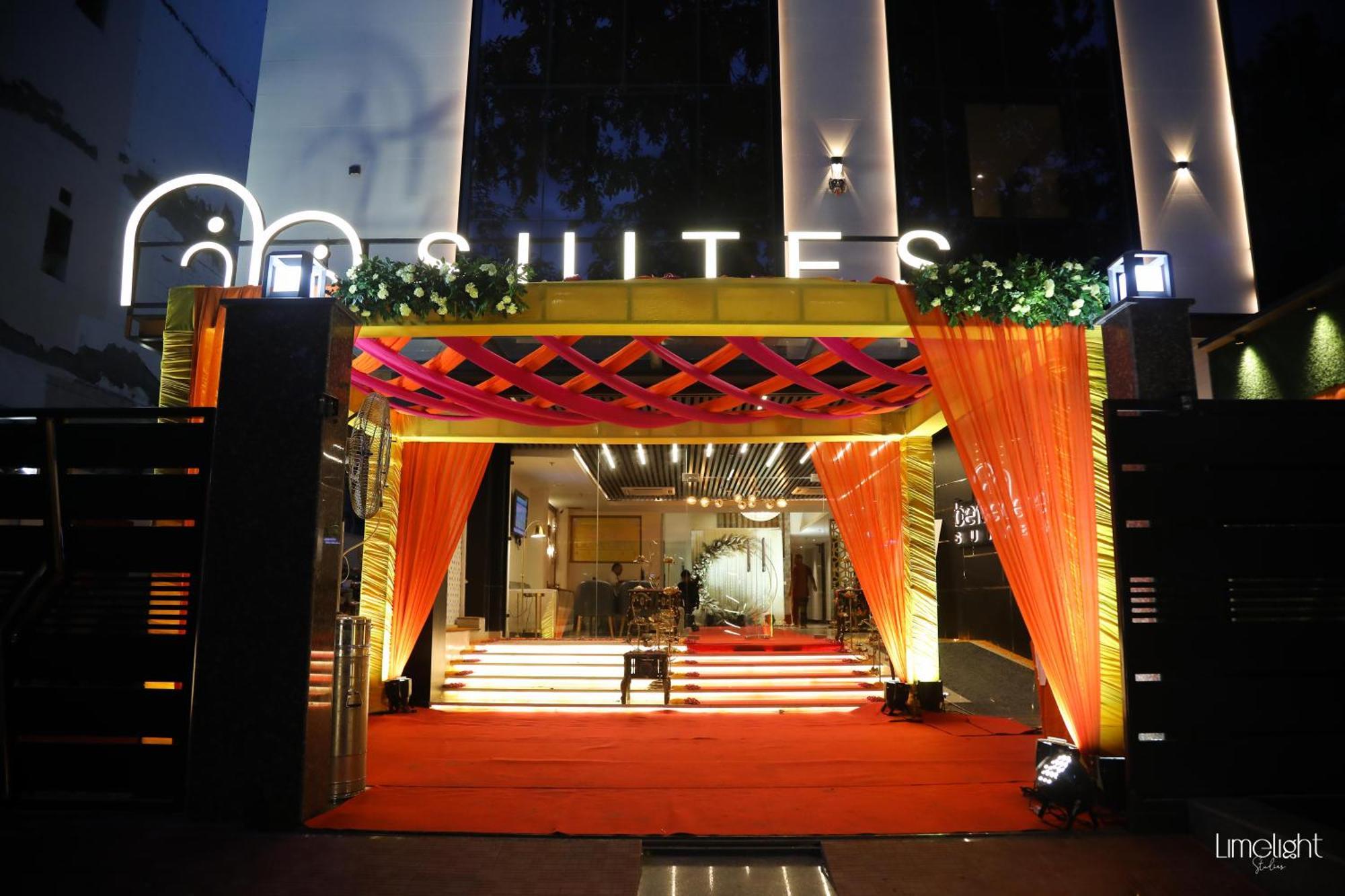 Belvedere Suites Greater Noida Exterior foto